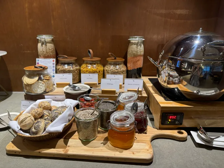 還有搭配的奶油果醬