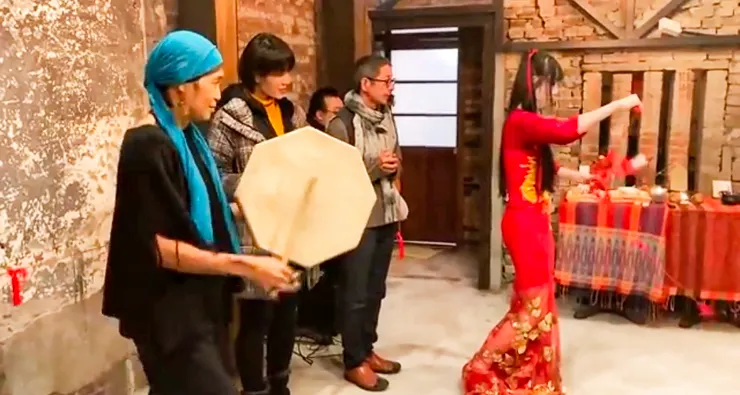 西娜娜 林俊立 野村 祐 於梅笑糧行祈福儀式 梵靈乾坤工作室提供