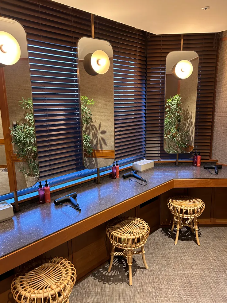 The Luigans Spa&Resort 渡假酒店內的梳洗區,實在高雅又有氣氛吧~