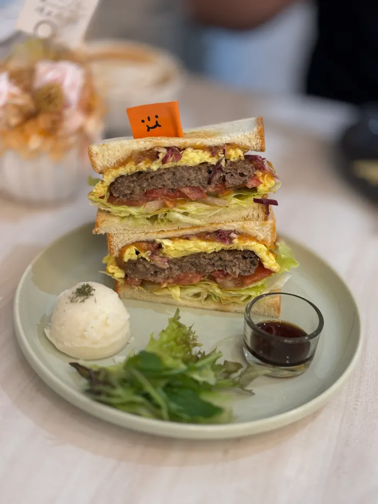 花生醬手打牛肉排三明治