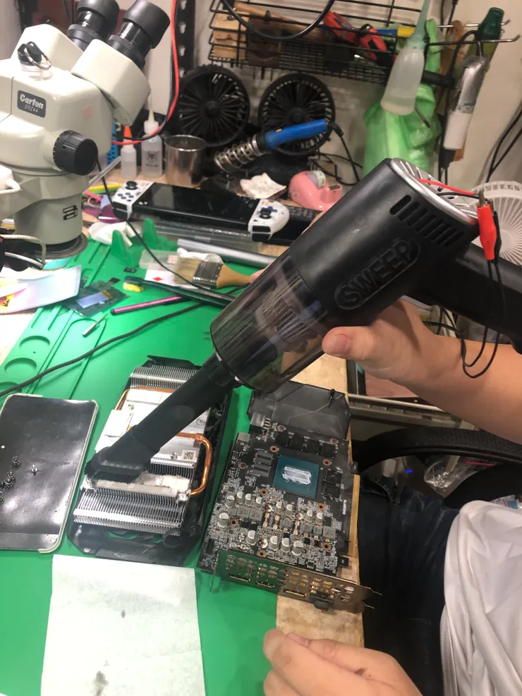 小師傅說我的顯卡長毛，要用吸塵器來處理。