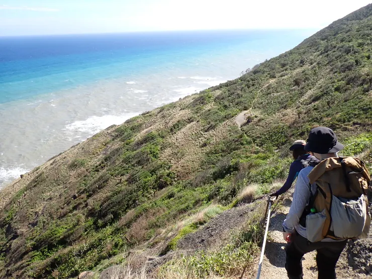 從087開始下切，約10分鐘，就會到第二個休息點