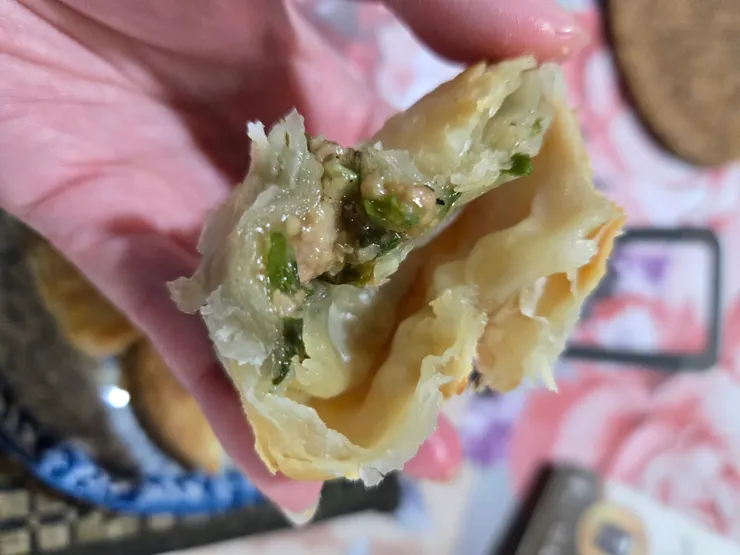 醬比較多肉末餡少蔥味比較濃