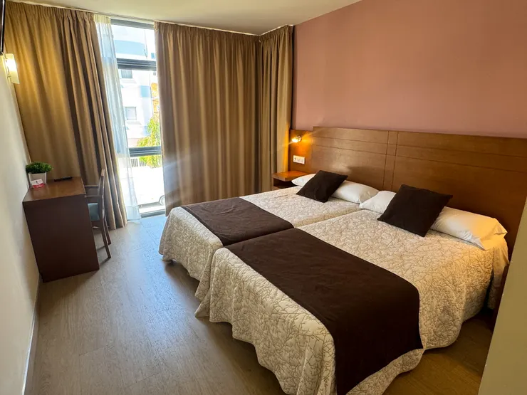 有冷氣的2人房，滿意