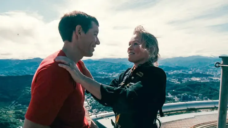 赤手獨攀台北 101：直播 | 評價 8/10  | awwrated