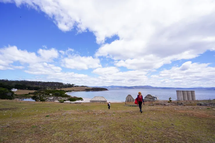 爬過了一座山囉