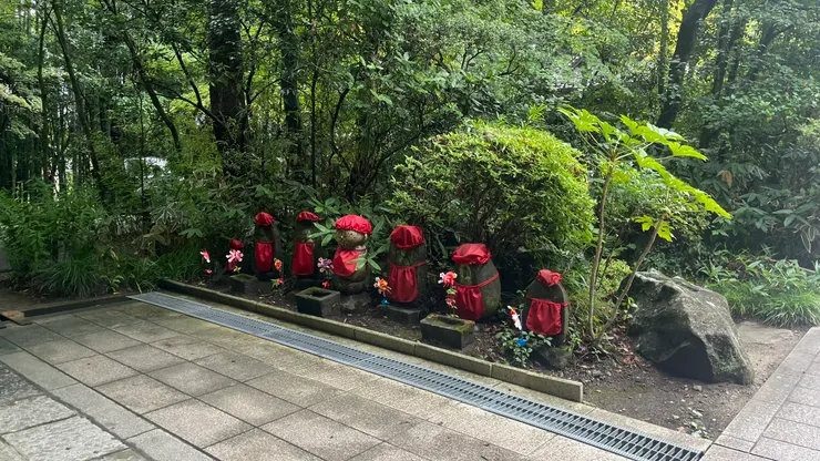 抱持敬畏的心。