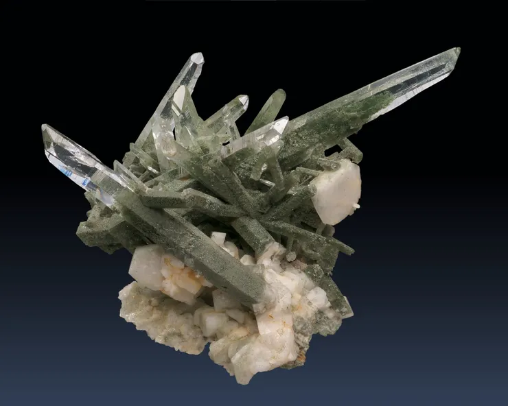 From the Tipling Mine in the Dhading-District, Himalayas, Nepal，來源於A.C. Akhavann