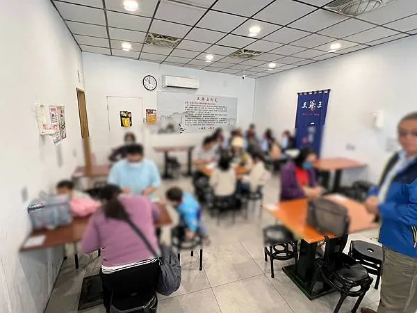 ＊（台中美食）王爺王肉羹～台中最強肉羹專賣店！多款台式小吃、