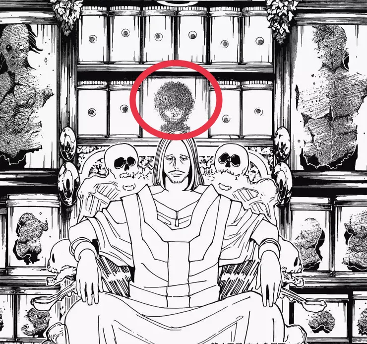 被擺在「火紅眼」中間的頭顱，推測就是所謂的「與頭部在一起的火紅眼」