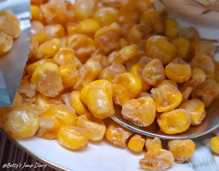 ▲【經脆脆】玉米粒X茉莉花口味 /圖片來源：Betty's Jump Diary