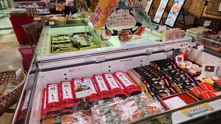 福井有名的醃漬鯖魚，有讓人大口滿意的押壽司