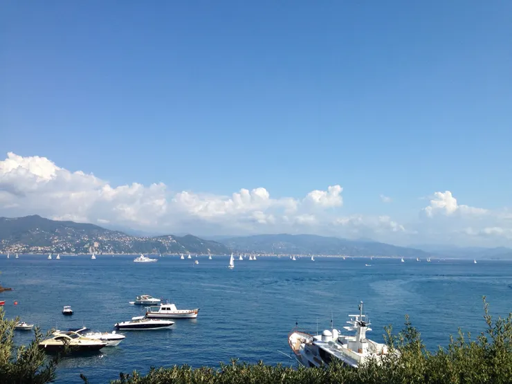 眼前的美景，又暈了！