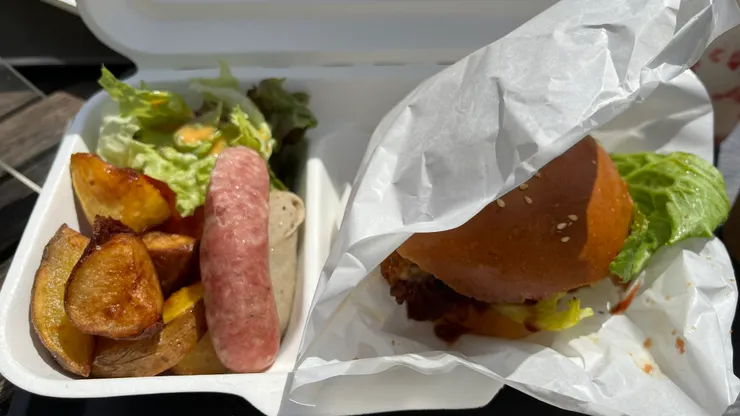 份量看起來不大,吃完卻滿飽的。