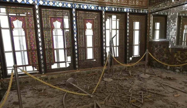 伊朗知名的世遺戈勒斯坦宮在空襲中受損 。（圖／翻攝 澎湃新聞）