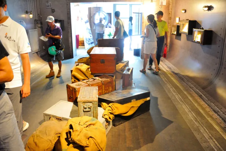 【展場的船艙意象】