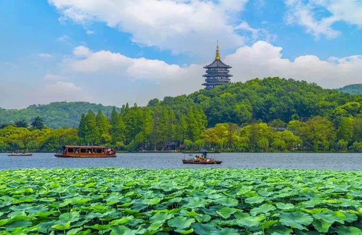 西湖風景區 ©4045/shutterstock.com
