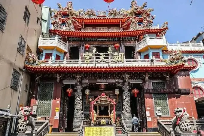 傳統閩南式廟宇建築(圖片截圖於網路)