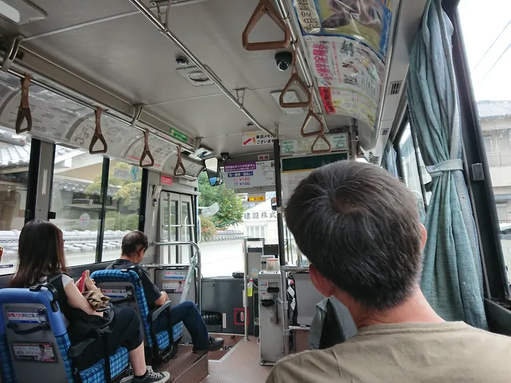 前往法隆寺的公車