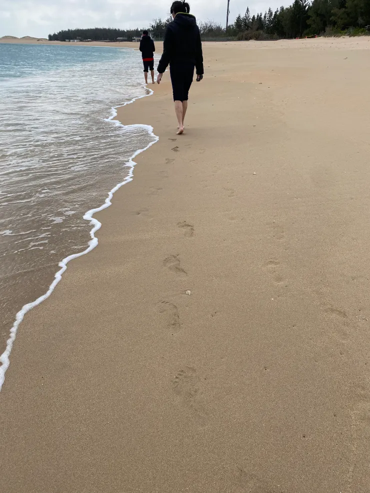 頂著東北季風踏浪去
