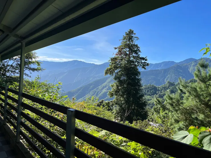 浴廁前可賞美景,浴廁也超乾淨。