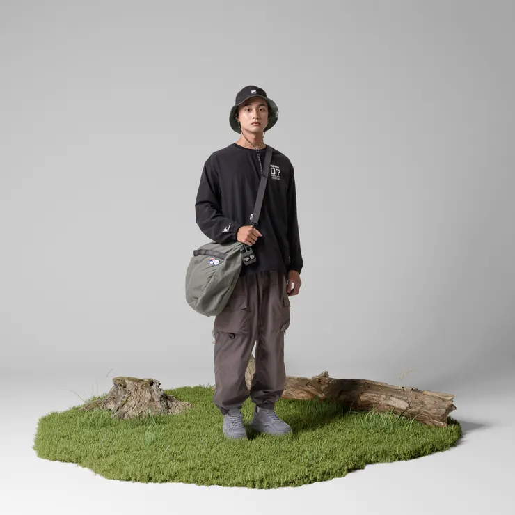 FILA x SLOWER大容量郵差包