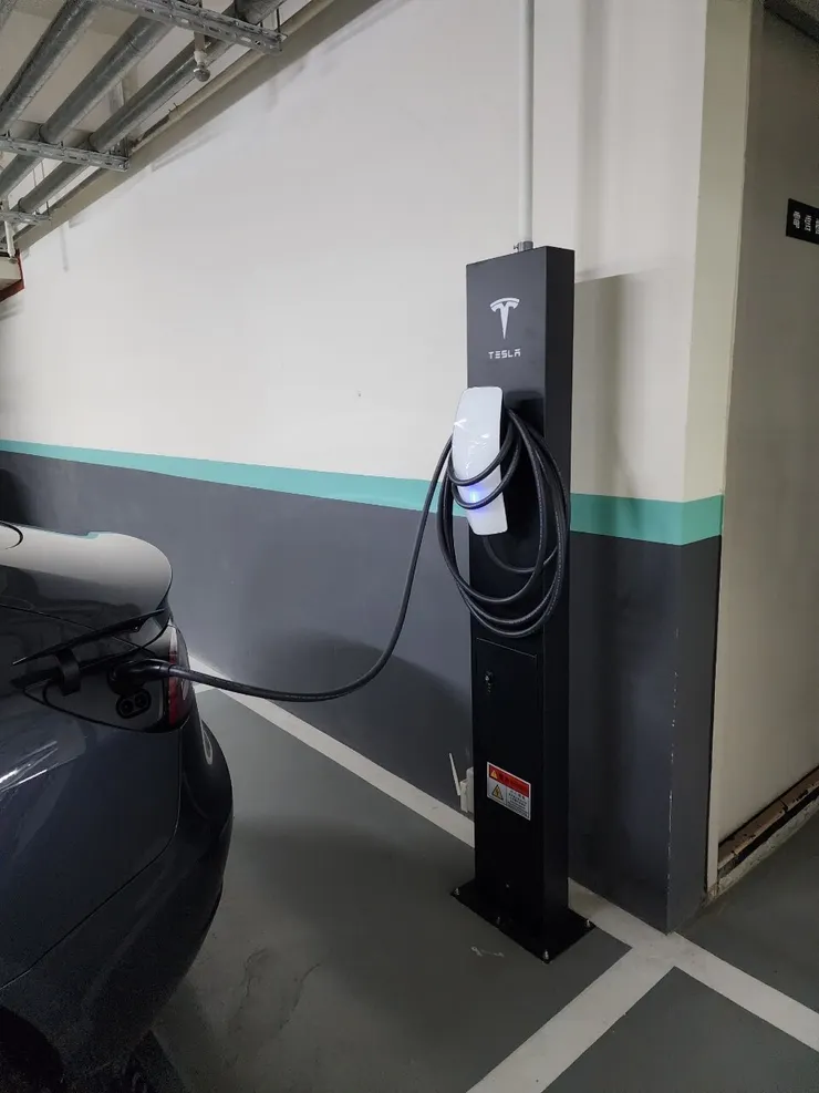 常見電動車充電樁示意圖。圖／民眾提供