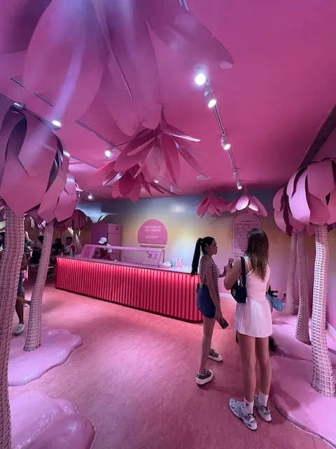 moic x deny, photo by bookarchery