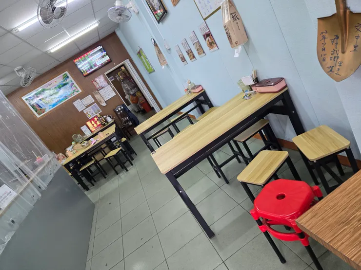懷念肉焿店內環境