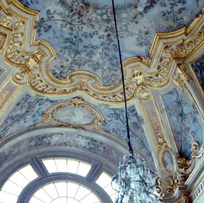 《黑鴉事務所》Black Raven Bureau