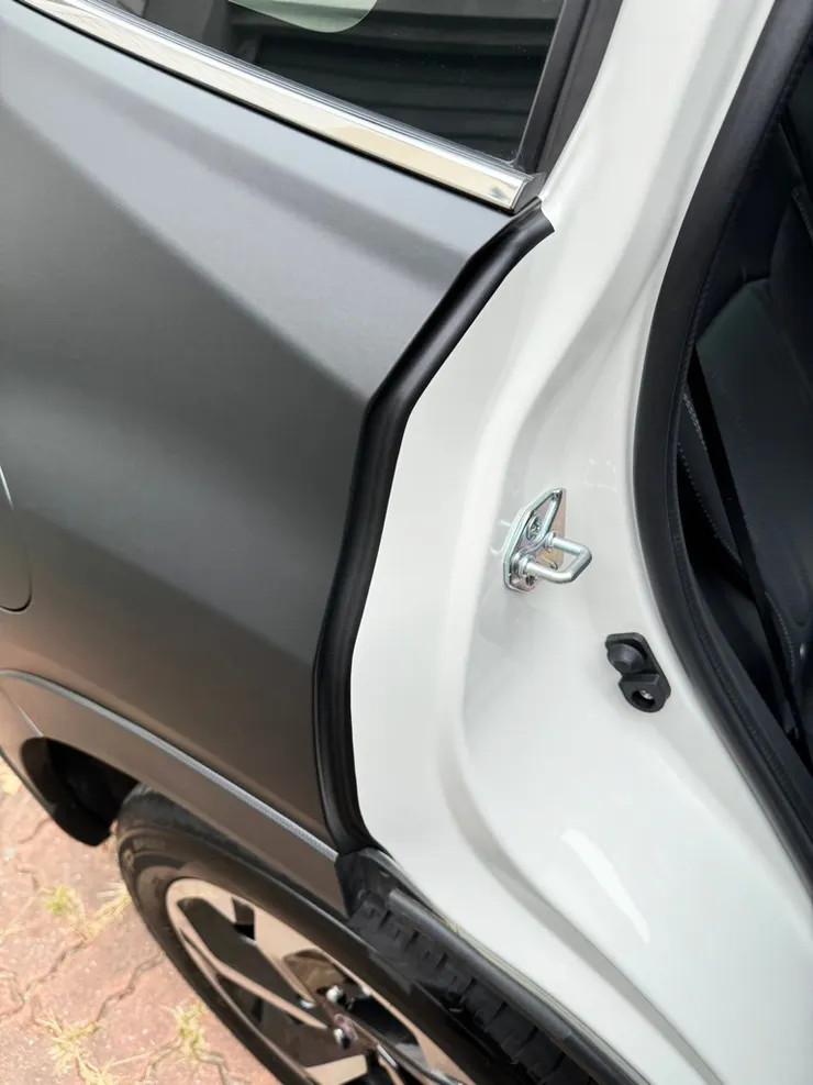 台南汽車包膜推薦【Force弗爾仕車體包膜】3M膜料全車改色