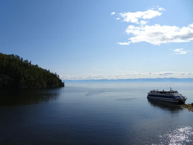 貝加爾湖遊船