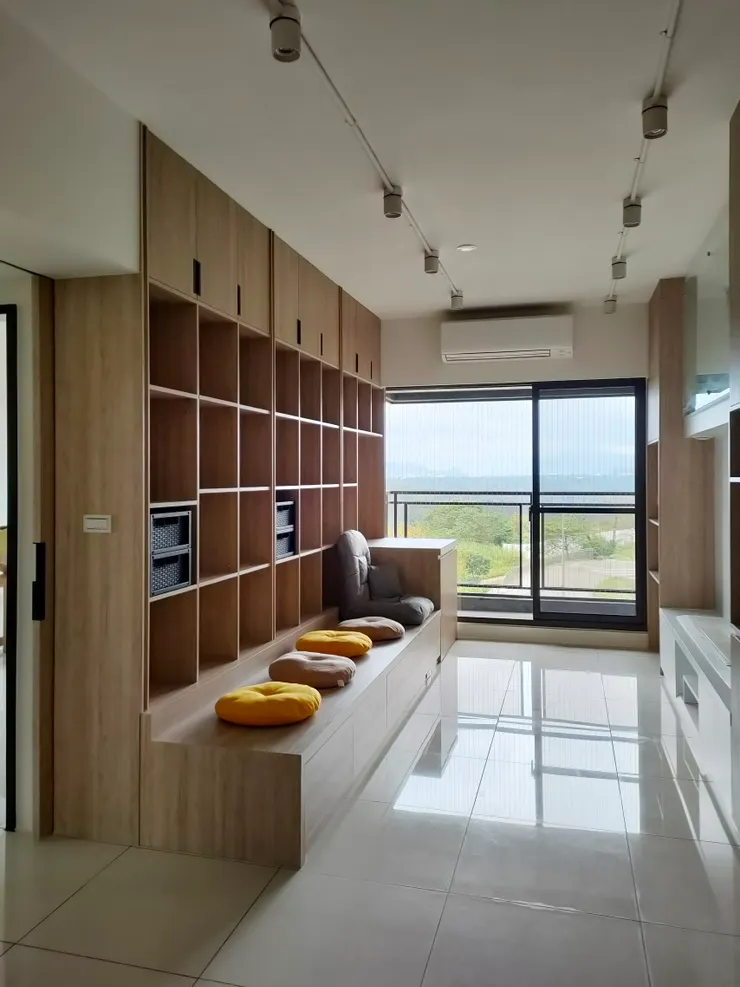 完工踏出大門前,回眸一看發現的美好。