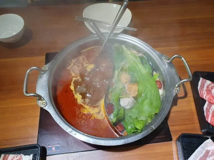 神來一鍋：麻辣鍋＋花雕雞鍋