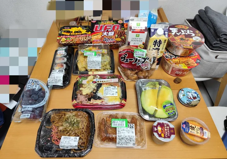 琳瑯滿目的美食......是有多餓，累倒是真的🤣🤣🤣