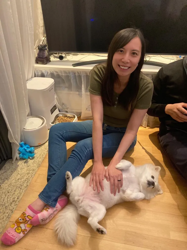 朋友家的狗，每次見到我都會自動反肚