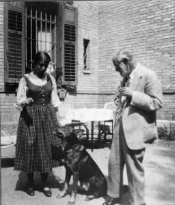 阿狼(英國倫敦佛洛伊德博物館網頁)