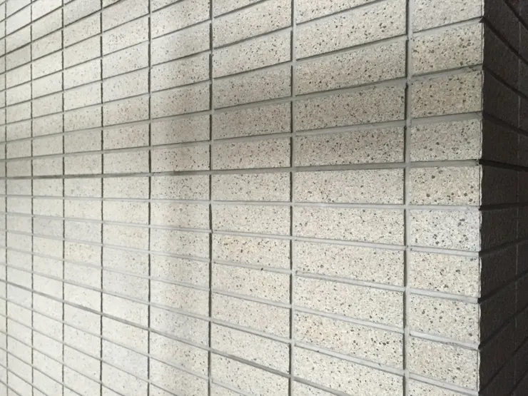 外牆丁掛磚 圖片來源:東泰輝