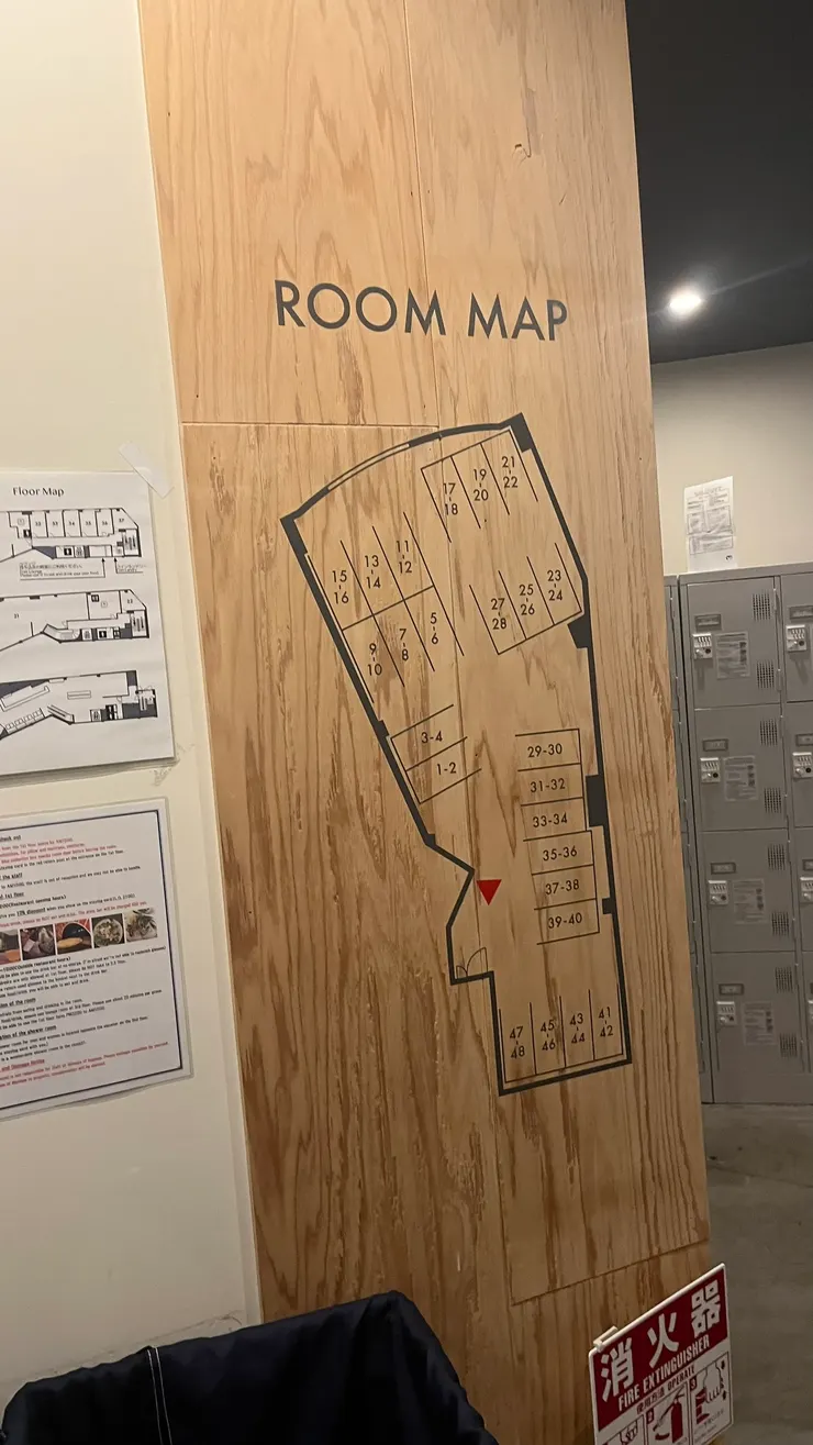 這應該也是我遇過住最多人的青旅了。