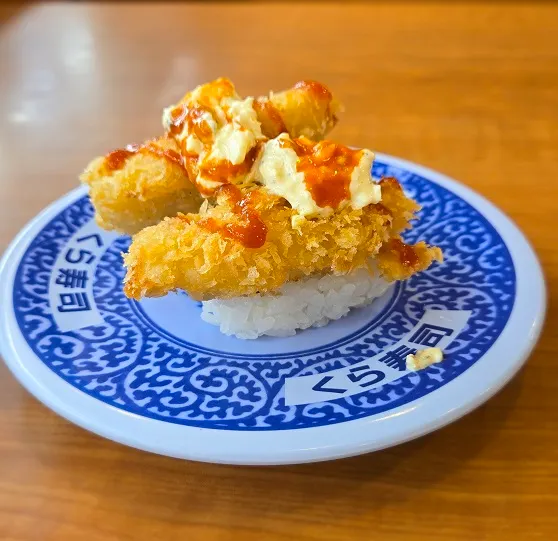 辣味酥脆雞肉佐塔塔醬握壽司