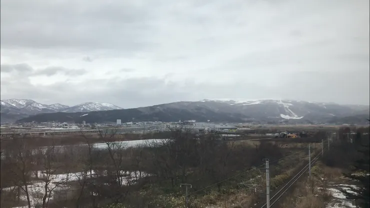 藤城線上的窗外風景,這是搭往新函館北斗的列車上看不到的