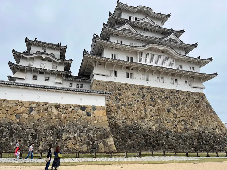 出天守閣後拍的天守閣超近照