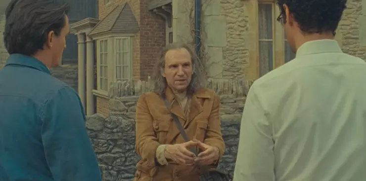 捕鼠人展示如何用毒燕麥來殺老鼠，圖片來源：Netflix