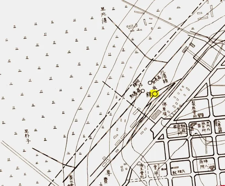圖中黃色標註位置是疑似轉車盤的位置。來源:嘉義市區計畫平面圖(1932)
