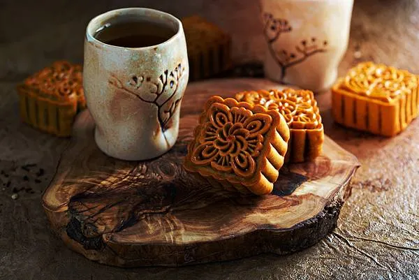 中國中秋節特色 桂花酒、月餅