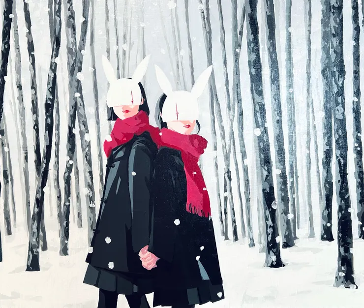 《Mate 夥伴》 這件作品以姊妹間的緊密關係為主題，兩人於寒冬中互為依靠，緊握的雙手不離不棄，紅色的圍巾在雪地裡更顯得溫暖人心。