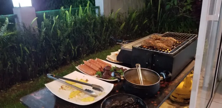 今天是特別日子，可以燒烤～