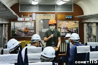 館方拿出台鐵本業模型讓大家聞香