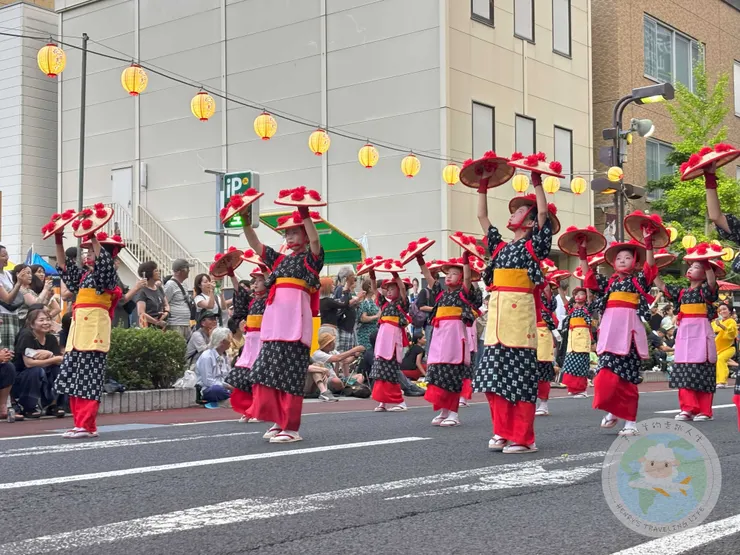 小學生的花笠舞