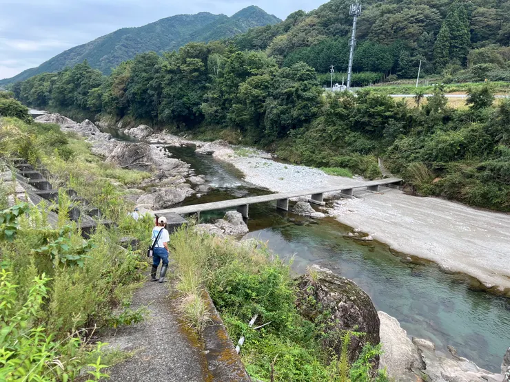 剛好有人要下去釣魚